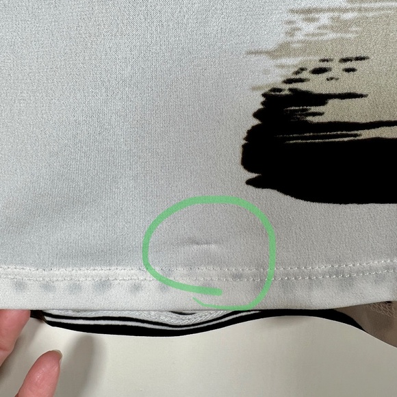 DKNY Crew Neck Short Sleeve Top Front Knot and Gathering Size Petite Small - Picture 10 of 11